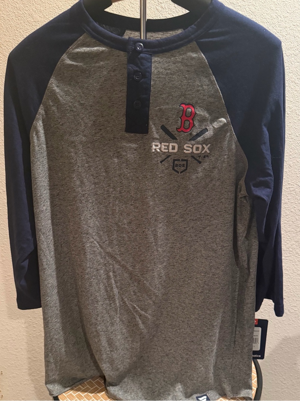 Fanatics Boston Red Sox Henley Raglan Long Sleeve Shirt - Size Large NWT